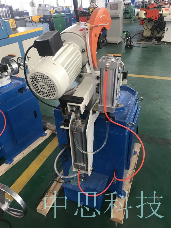 數(shù)控切管機顧名思義就是利用數(shù)控系統(tǒng)進(jìn)行切管控制